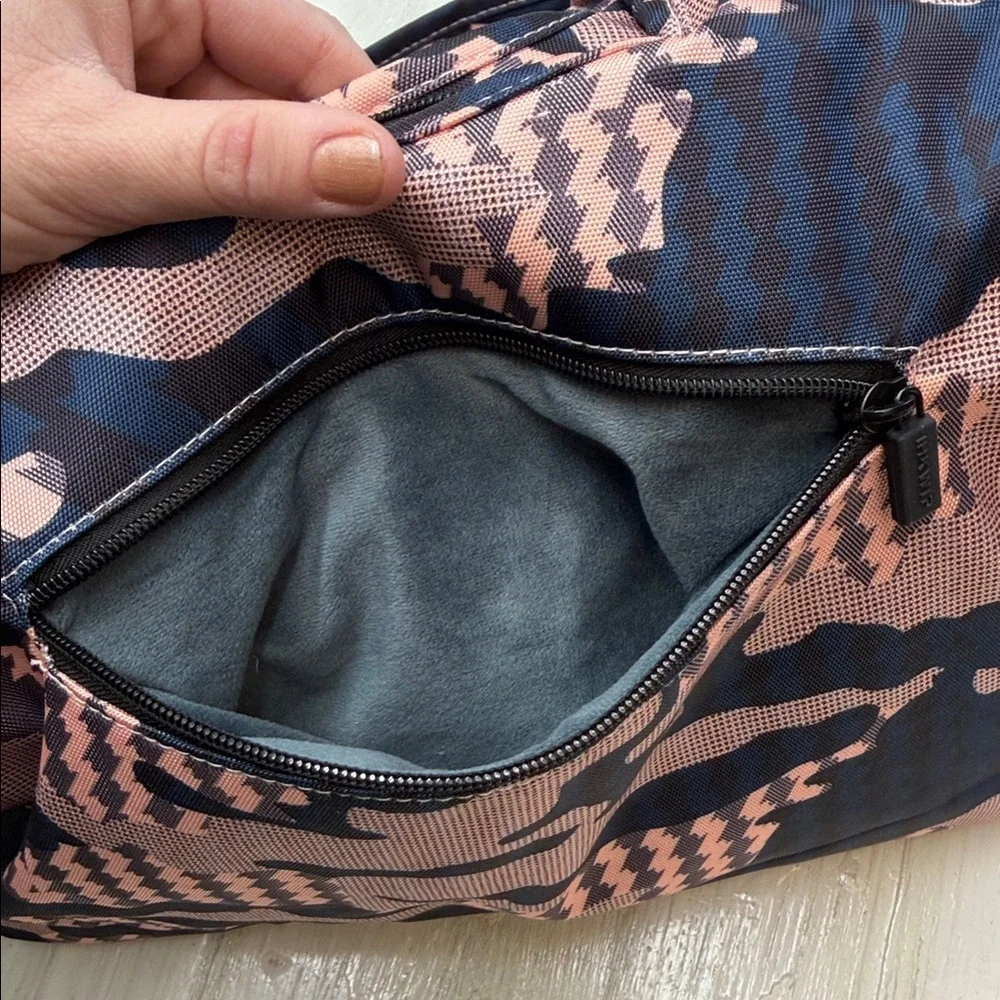 IHKWIP Everyday Shopper Tote with Crossbody Strap Pink and Blue Blush Camo